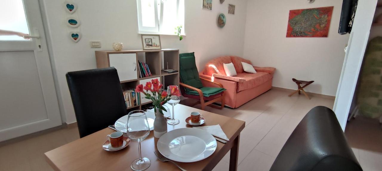 Apartment "Orangina" Sea - Nature - Relax - Ideal For Couples Дубровник Екстериор снимка